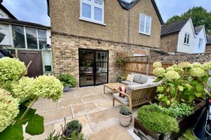 Photo 16- click for photo gallery